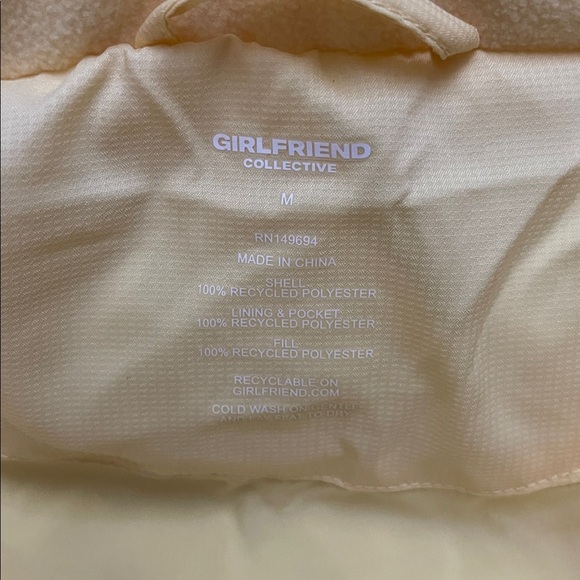 NWT Girlfriend Collective Banana Yellow Long Puffer Winter Coat Medium - Picture 9 of 9